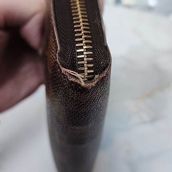 Authentic Louis Vuitton Damier Ebene Zip Around Wallet - Picture 4 of 8